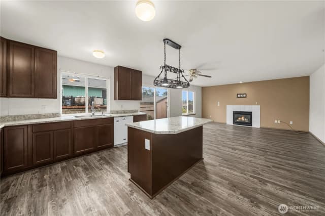 Property photo for 1412 200th Street Ct E, Spanaway photo 4