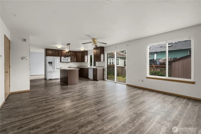 Property photo for 1412 200th Street Ct E, Spanaway photo 5