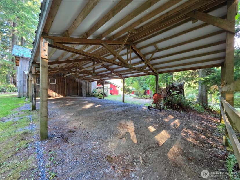 Property photo for 395 Saylor Road, Camano Island photo 14
