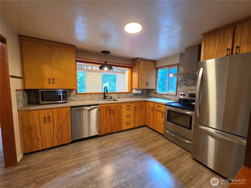 Property photo for 395 Saylor Road, Camano Island photo 21