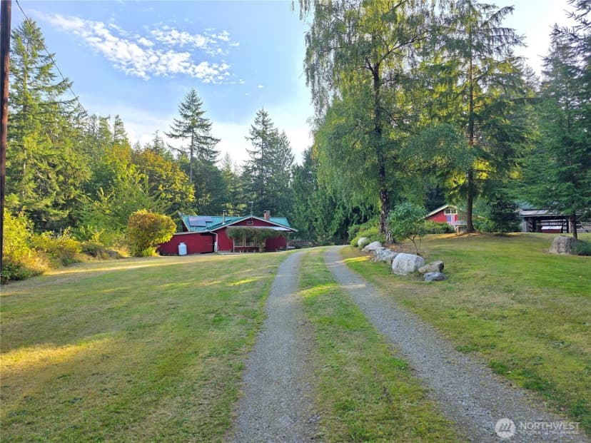 Property photo for 395 Saylor Road, Camano Island