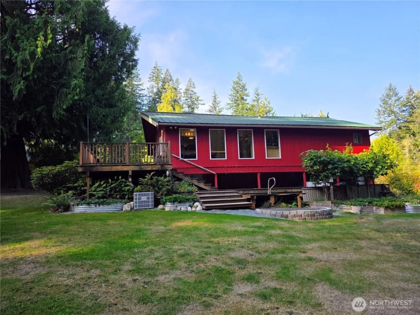 Property photo for 395 Saylor Road, Camano Island photo 6