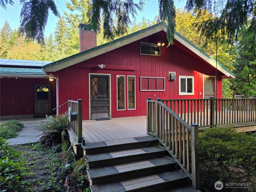 Property photo for 395 Saylor Road, Camano Island photo 7