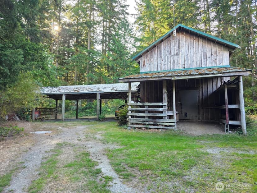 Property photo for 395 Saylor Road, Camano Island photo 12
