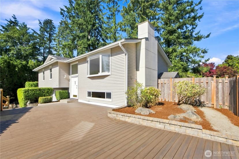 Property photo for 17219 Ne 16th Place, Bellevue photo 26