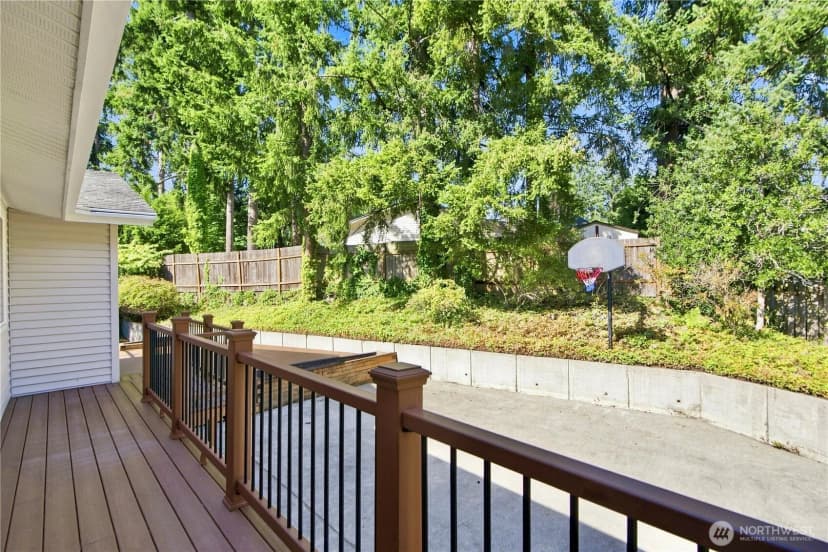 Property photo for 17219 Ne 16th Place, Bellevue photo 30