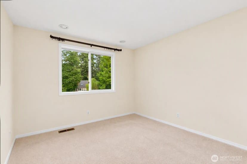 Property photo for 11404 Ne 103rd Street, Kirkland photo 26