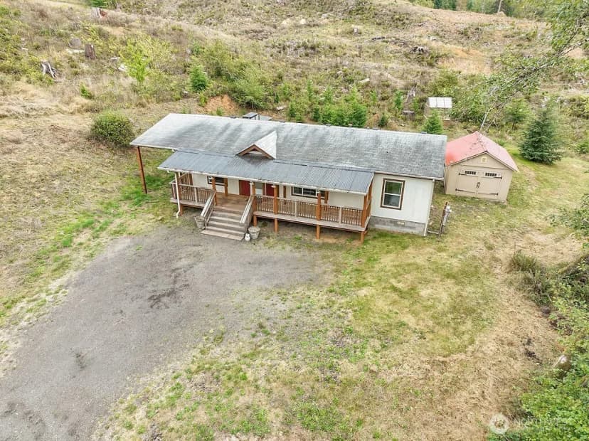 Property photo for 721 Robertson Road, Longview photo 37