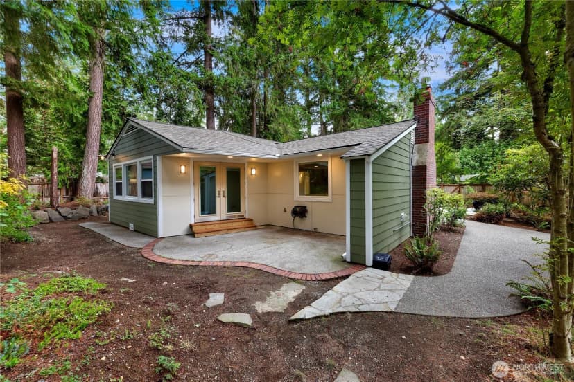 Property photo for 18934 Forest Park Drive Ne, Lake Forest Park photo 30