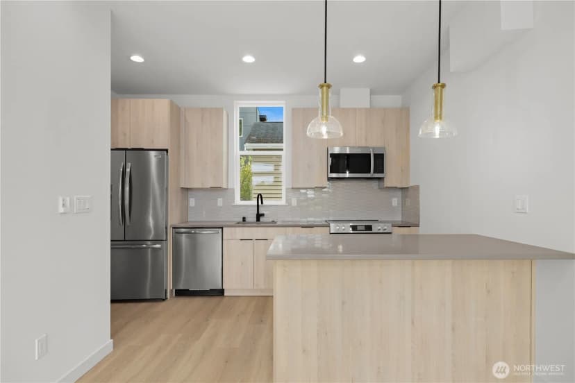 Property photo for 6006 26th Avenue Nw, Seattle photo 6