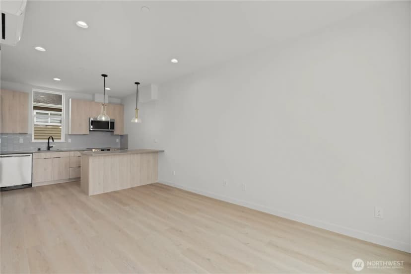 Property photo for 6006 26th Avenue Nw, Seattle photo 13