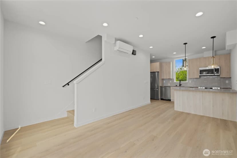 Property photo for 6006 26th Avenue Nw, Seattle photo 12