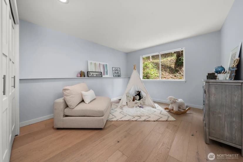 Property photo for 4830 88th Place Se, Mercer Island photo 15