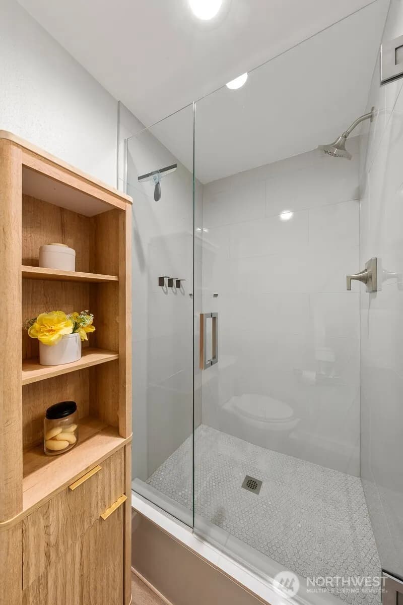 Property photo for 4830 88th Place Se, Mercer Island photo 28