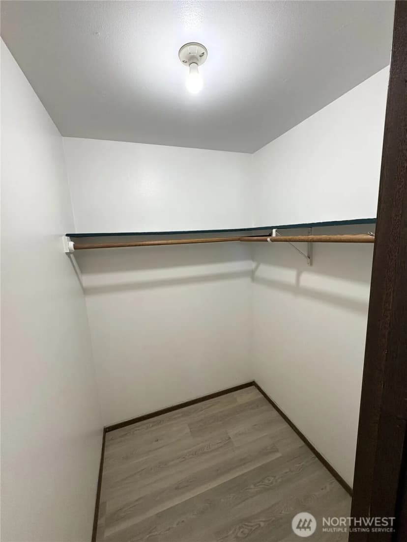 Property photo for 426 11th Avenue E, Seattle photo 10