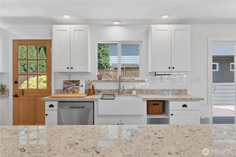 Property photo for 19927 89th Place W #a, Edmonds photo 4