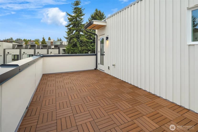 Property photo for 7018 8th Avenue Ne, Seattle photo 26