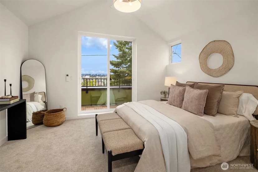 Property photo for 7018 8th Avenue Ne, Seattle photo 17