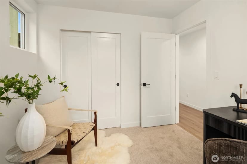 Property photo for 7018 8th Avenue Ne, Seattle photo 20