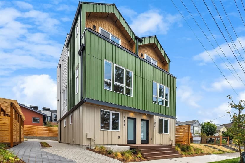 Property photo for 7018 8th Avenue Ne, Seattle