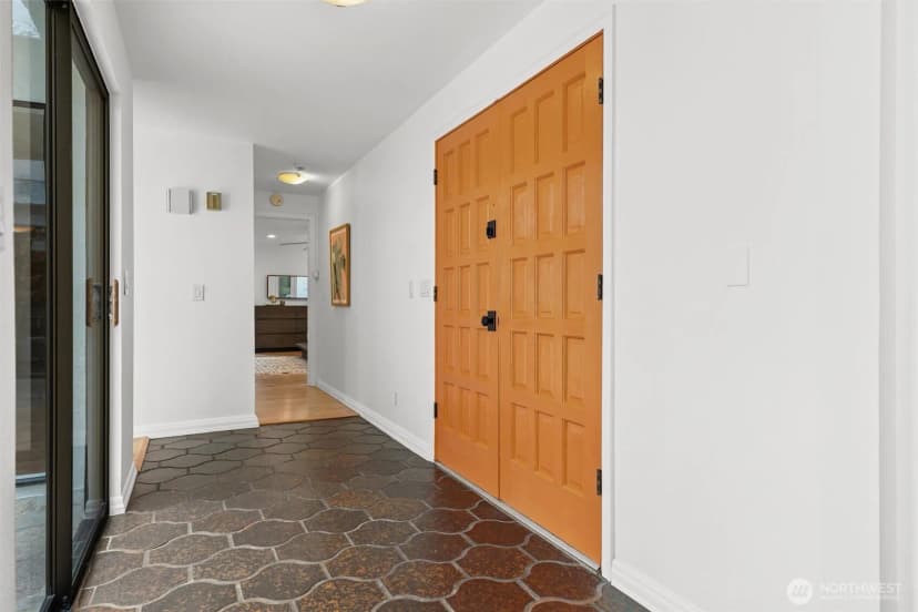 Property photo for 21015 Ne 11th Street, Sammamish photo 32