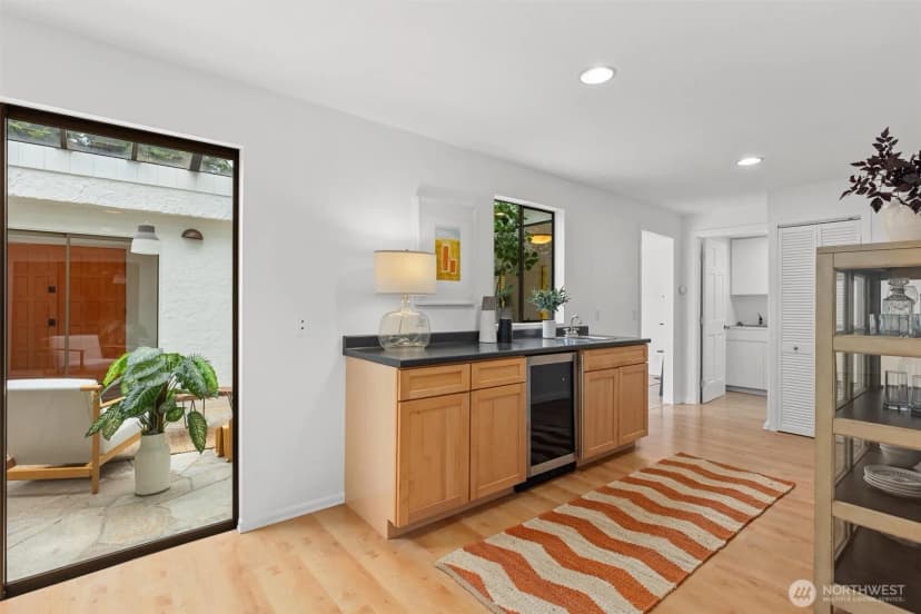 Property photo for 21015 Ne 11th Street, Sammamish photo 10
