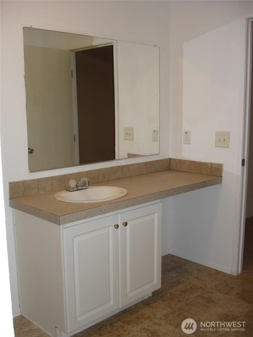 Property photo for 12613 Ne 190th Street, Bothell photo 14