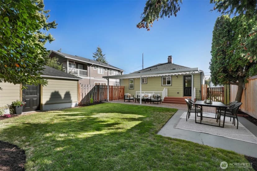 Property photo for 3924 Sw Holden Street, Seattle photo 32