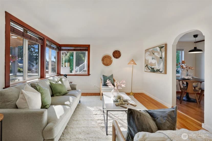 Property photo for 3924 Sw Holden Street, Seattle photo 6