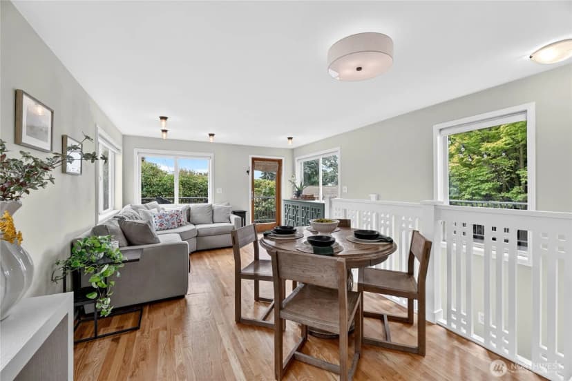Property photo for 3826 Belvidere Avenue Sw, Seattle photo 10