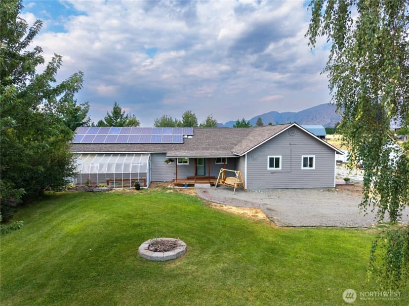 Property photo for 6 Peacock Lane, Omak