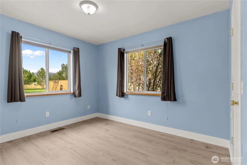 Property photo for 6 Peacock Lane, Omak photo 19