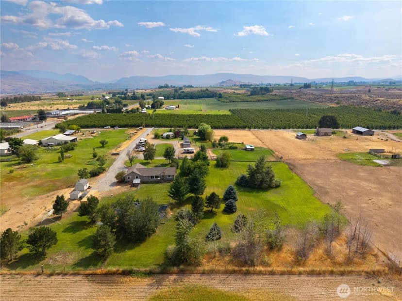 Property photo for 6 Peacock Lane, Omak photo 37