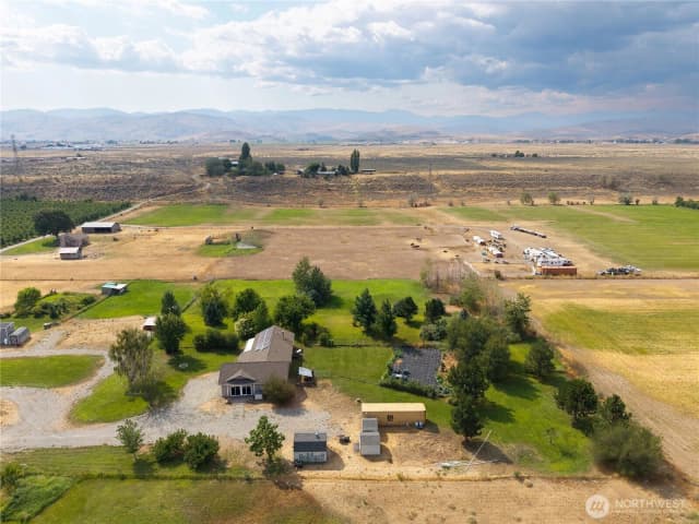 Property photo for 6 Peacock Lane, Omak photo 3