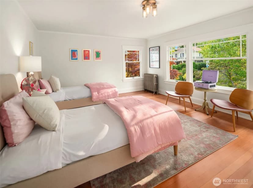 Property photo for 2332 33rd Avenue S, Seattle photo 29