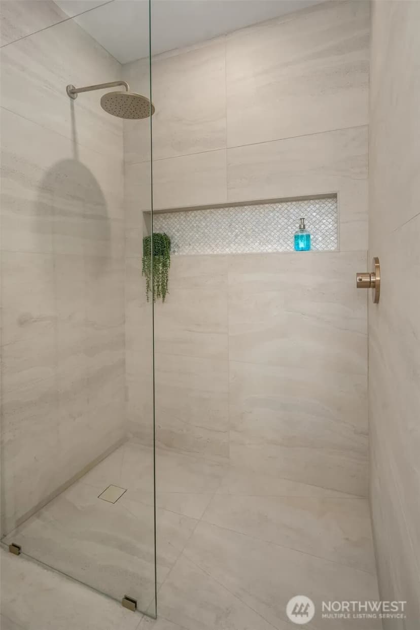Property photo for 2332 33rd Avenue S, Seattle photo 27