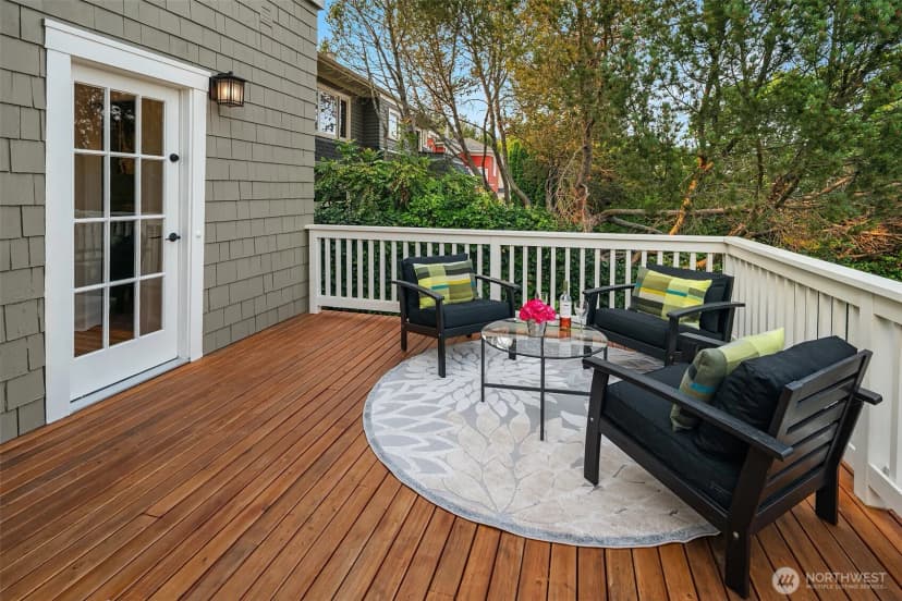 Property photo for 2332 33rd Avenue S, Seattle photo 19