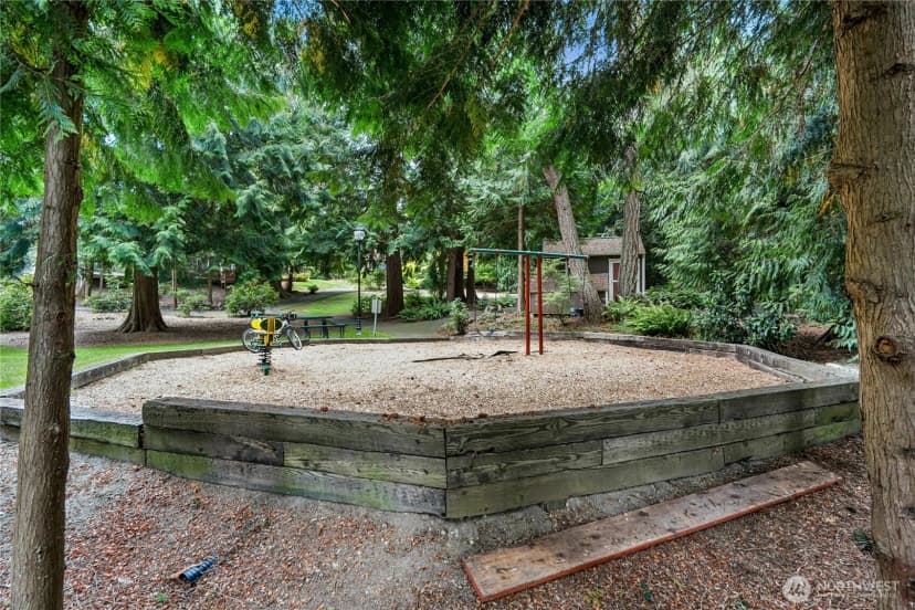 Property photo for 13725 Ne 87th Street, Redmond photo 26
