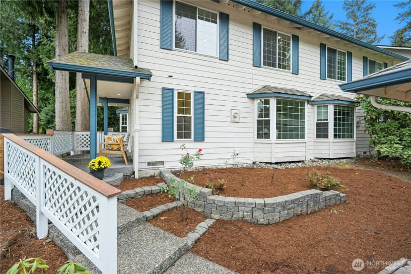 Property photo for 13725 Ne 87th Street, Redmond photo 2