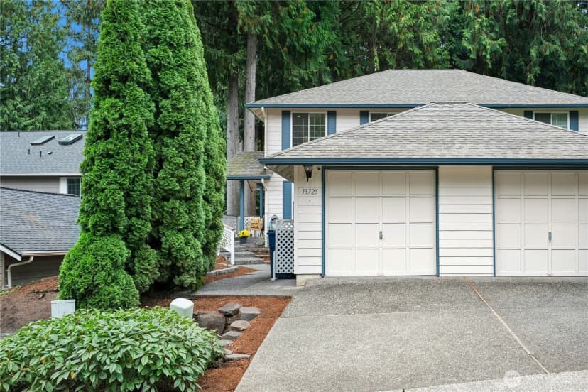 Property photo for 13725 Ne 87th Street, Redmond