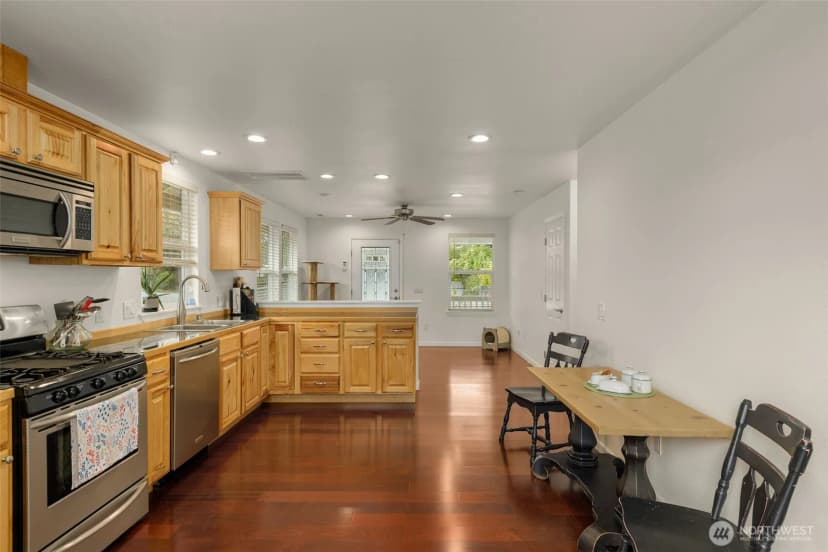Property photo for 1532 Naval Avenue, Bremerton photo 6