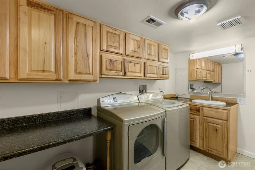 Property photo for 1532 Naval Avenue, Bremerton photo 9