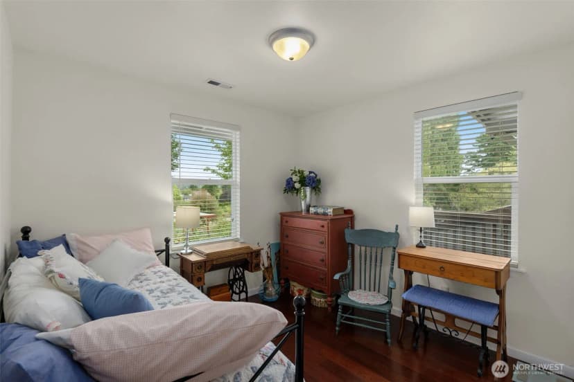 Property photo for 1532 Naval Avenue, Bremerton photo 12