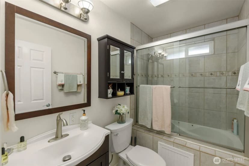 Property photo for 1532 Naval Avenue, Bremerton photo 11
