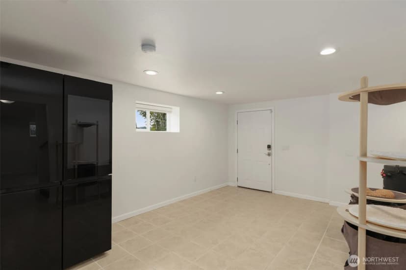 Property photo for 1532 Naval Avenue, Bremerton photo 17
