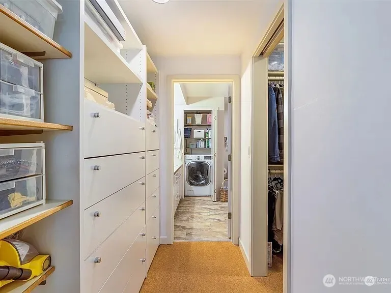 Property photo for 3661 Albion Place N #2, Seattle photo 12