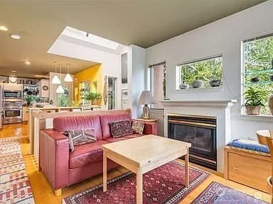 Property photo for 3661 Albion Place N #2, Seattle photo 5