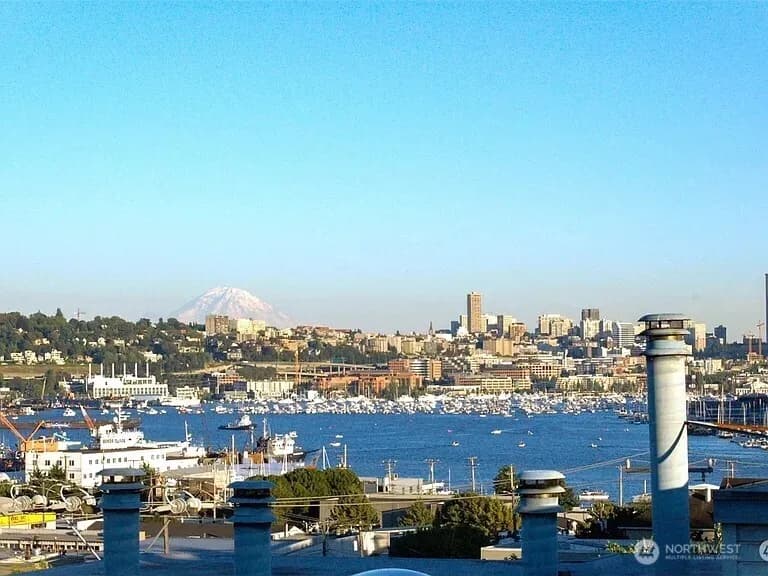 Property photo for 3661 Albion Place N #2, Seattle photo 13
