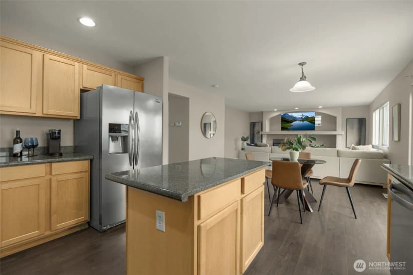 Property photo for 18631 10th Avenue Se, Bothell photo 12