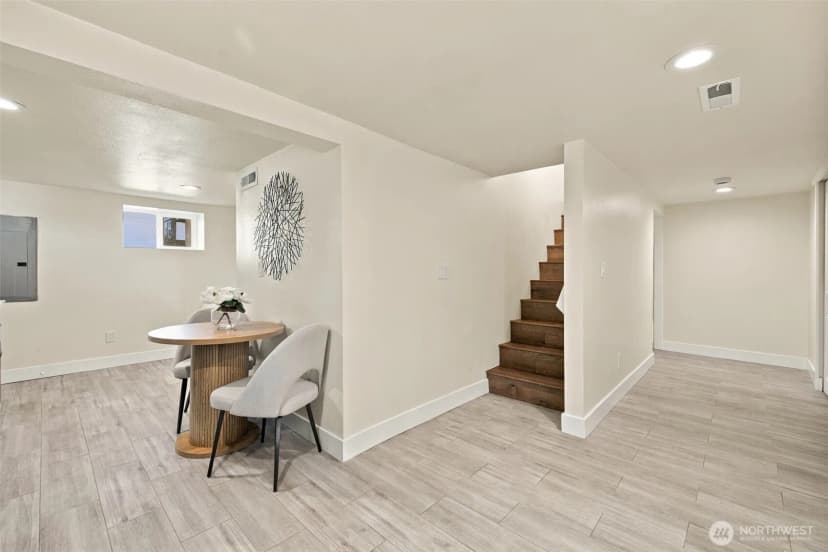 Property photo for 3301 17th Avenue S, Seattle photo 19